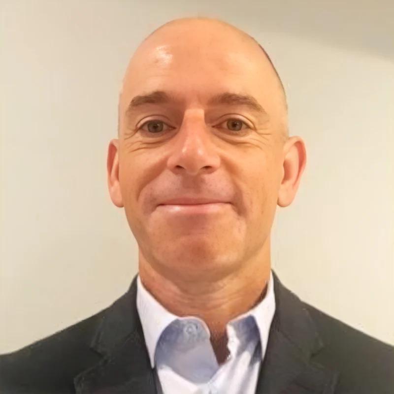 Dr Evan Berg insted headshot